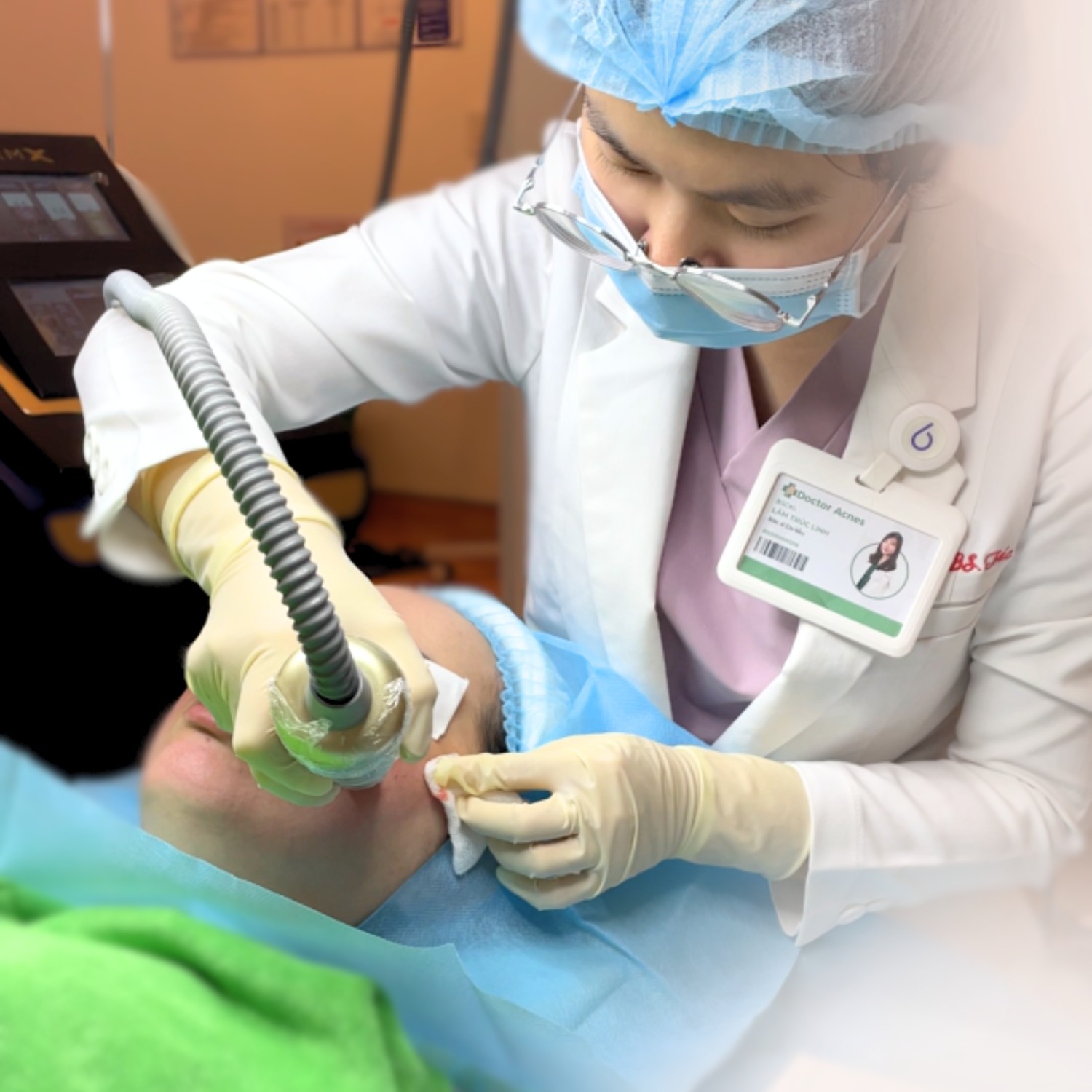 Vì sao nên điều trị Sylfirm X ở DeAge