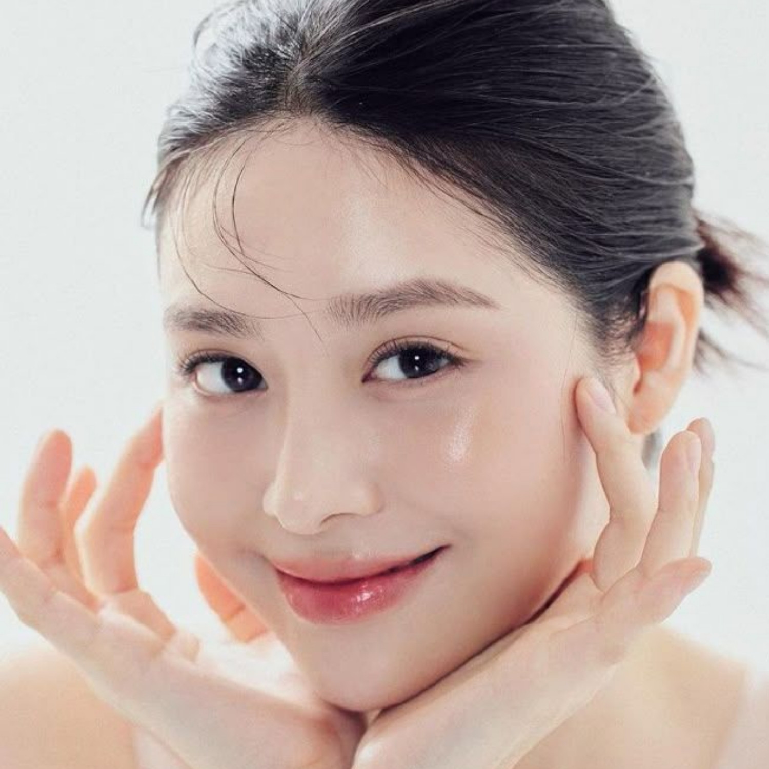 Người muốn trẻ hóa da mà vẫn giữ nguyên đường nét khuôn mặt