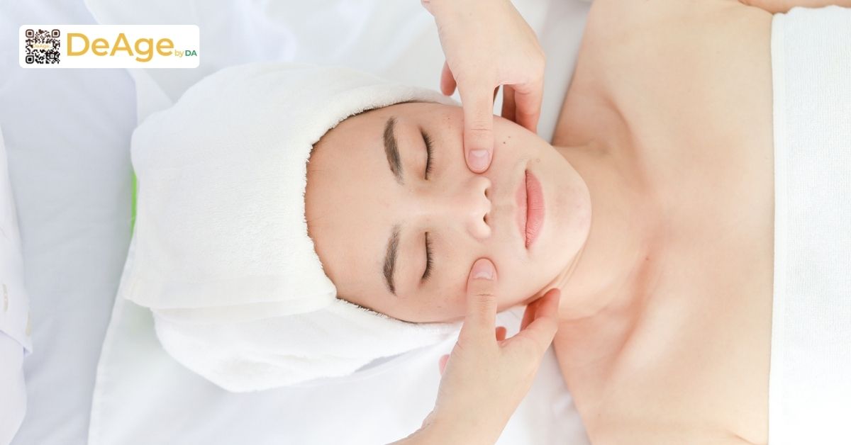 Nguyên nhân hình thành rãnh mũi má sâu và 8 phương pháp cải thiện hiệu quả 15 Massage hỗ trợ lưu thông và giúp da tươi tắn