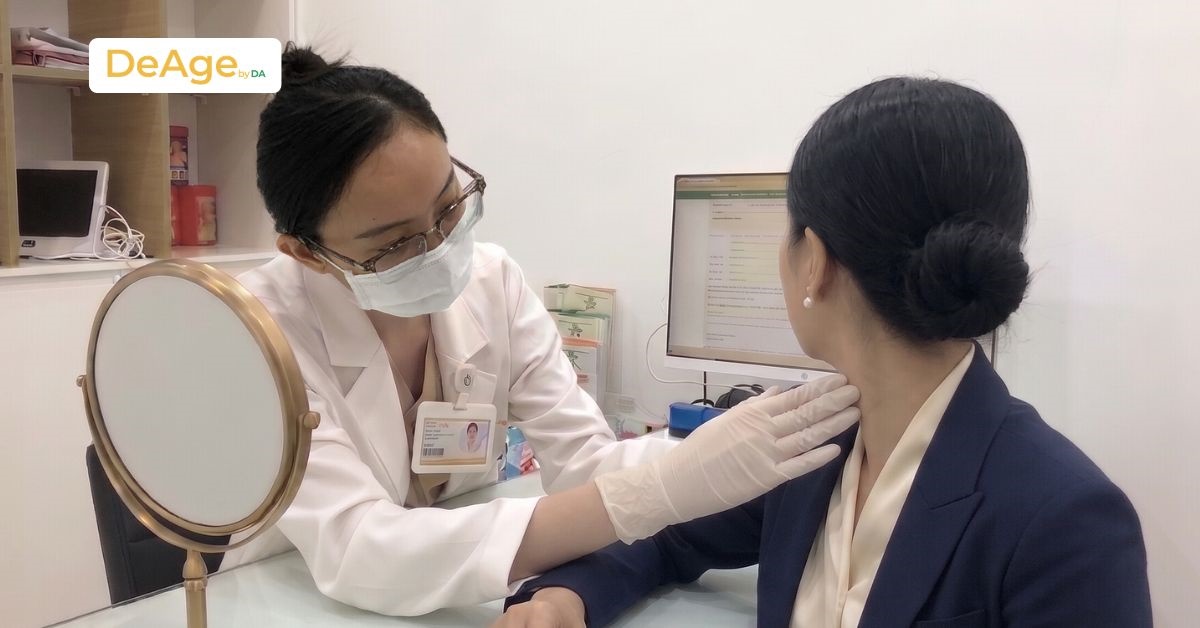 Nguyên nhân hình thành và các phương pháp xóa nếp nhăn cổ an toàn hiện nay 11 Thăm khám trực tiếp cùng Bác sĩ để được đánh giá và thực hiện liệu trình trẻ hóa vùng cổ